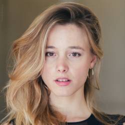 Justine Thibaudat.jpg