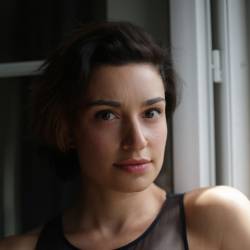 Portait Skura F couleur.jpg