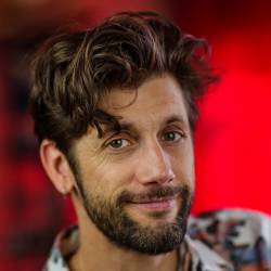 Pierre Touvet - portrait par Damien Bourletsis (taille réduite).jpg